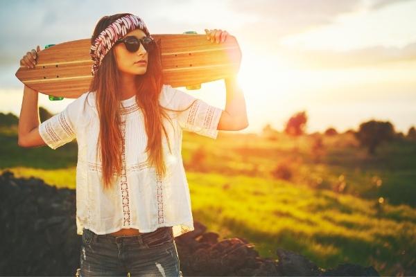 cruiser skateboard, skater girl